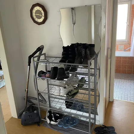 Apartment Peaceful 2min To City-point Kassel